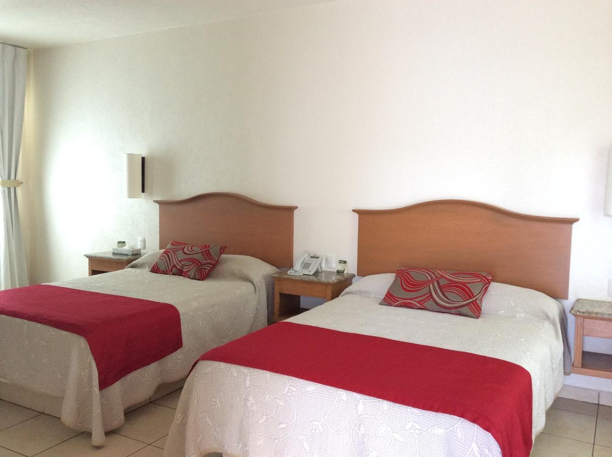 Hotel Fuerte Real Ciudad Guzman Chambre photo